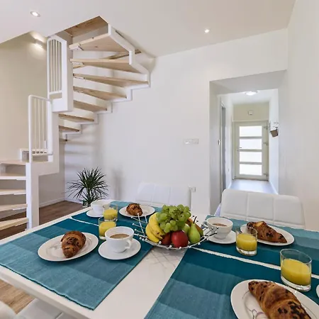 Casa de Férias In Ripenda Kras, Labin *